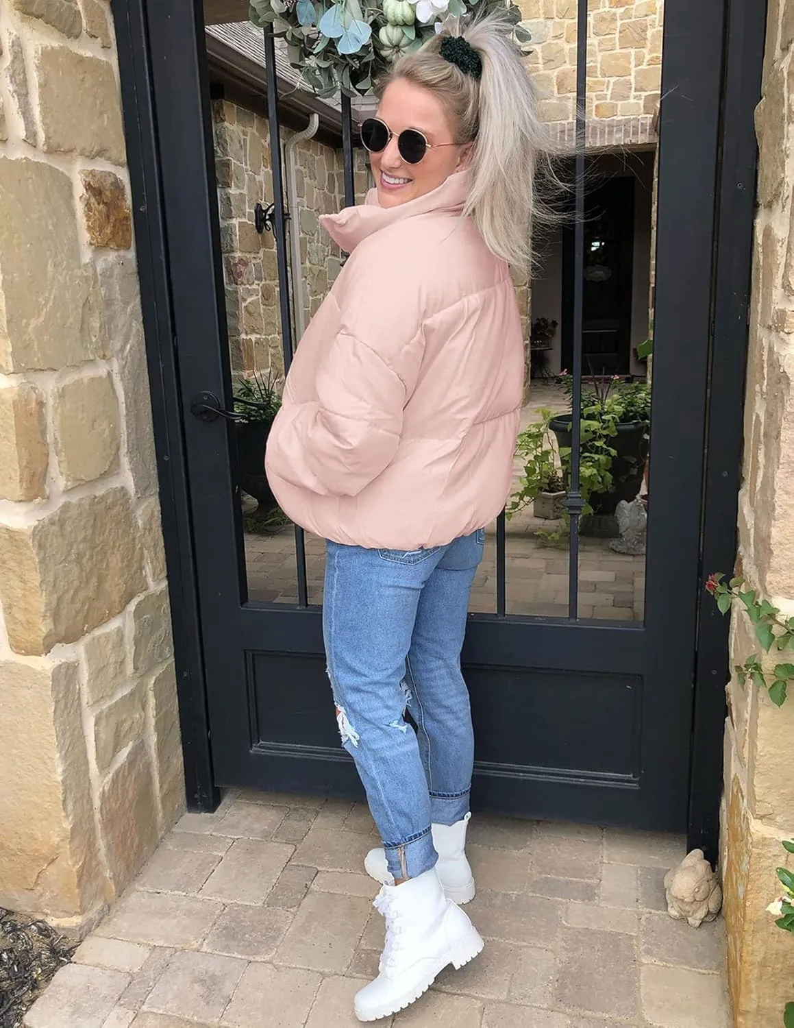 Kissonic Women's Cropped Puffer Jacket Full Zip Short Quilted Padded Down Coat