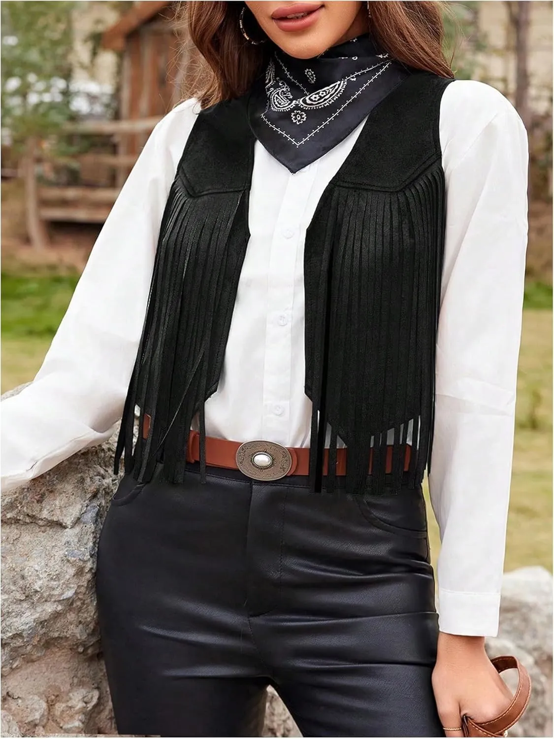 OYOANGLE Women's Fringe Open Front Sleeveless Crop Vests Tassel 70s Vintage Jackets Outerwear